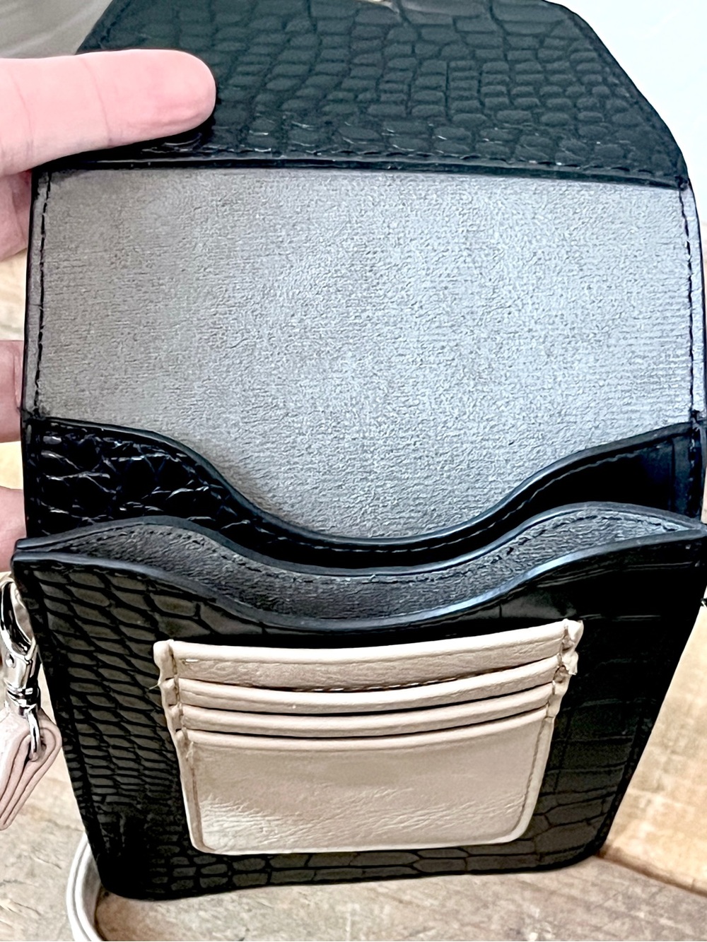 K. Carroll Black Croc Embossed Phone Crossbody Pouch Wallet - Picture 7 of 9